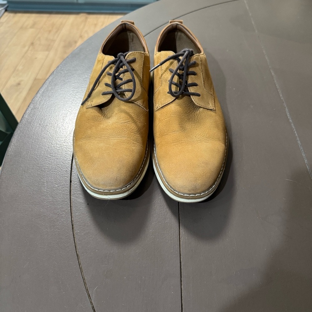 Men's Lace-Up Derby Shoes in Tan Nubuck Suede
